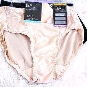 Regular panties for ladies